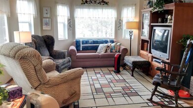 1529 N Polk Extension unit 2, Moscow, ID 83843 - photo 2