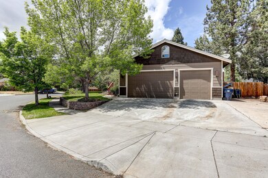 63225 Stonewood Dr, Bend, OR 97701 - photo 3