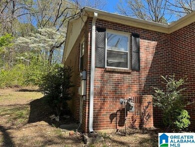 112 18th Ave NW, Center Point, AL 35215 - photo 2