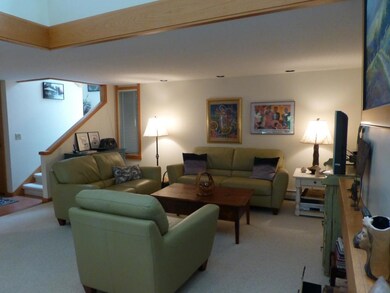 39 Pond View Rd unit 39, Winhall, VT 05340 - photo 3