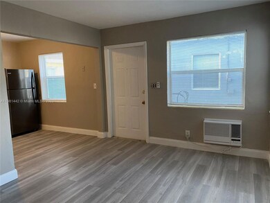 2300 Douglas St unit 5, Hollywood, FL 33020 - photo 3