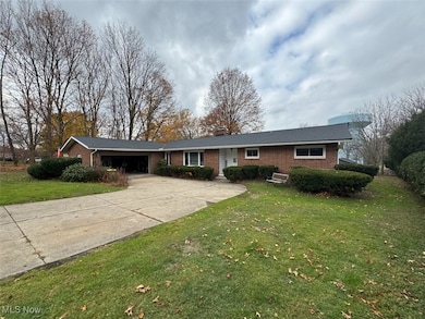 10719 Johnnycake Ridge Rd, Painesville, OH 44077 - photo 2