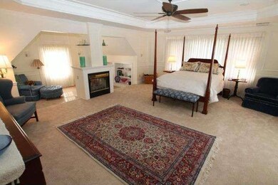 1250 Taylor Dr, Langhorne, PA 19047 - photo 5