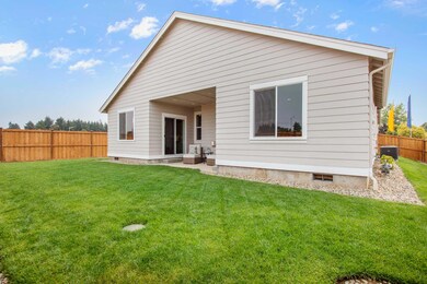 1734 NW Upas Place, Redmond, OR 97756 - photo 2