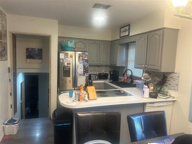 1111 N 10th Ave E, Newton, IA 50208 - photo 7