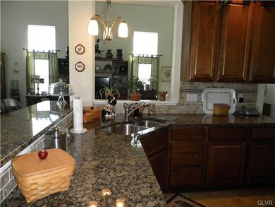 3572 Lenape Ln, Emmaus, PA 18049 - photo 7