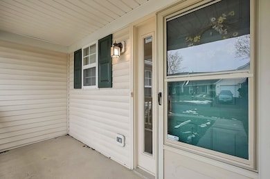 4-web-or-mls-1105-arbor-oaks-ln