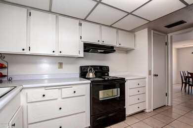 9714 W Granada Dr, Sun City, AZ 85373 - photo 2