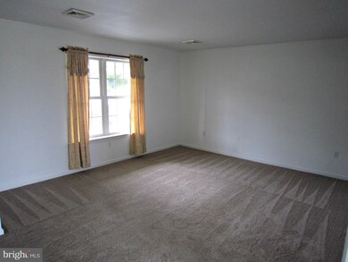 571 W Conestoga St, New Holland, PA 17557 - photo 7