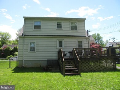 1401 Stirling St, Coatesville, PA 19320 - photo 2