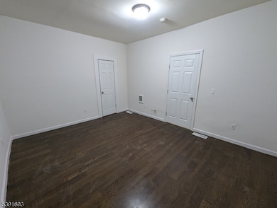 152 S 10th St, Newark, NJ 07107 - photo 6