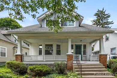 1131 Powers Ave. NW