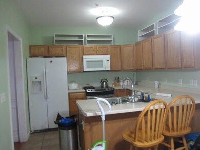 39 Buttercup Ln unit 39, South Grafton, MA 01560 - photo 3