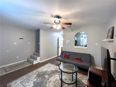 1904 Dartmouth St unit M2, College Station, TX 77840 - photo 4