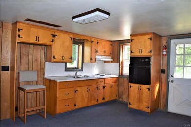 2343 Benders Dr, Bath, PA 18014 - photo 3