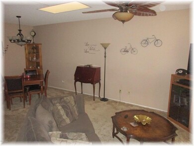 06 Dining Area