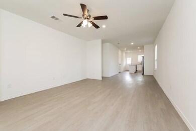 16326 Vivid Creek Ct, Conroe, TX 77302 - photo 5