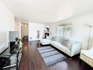 713 SW 26th St, Redmond, OR 97756 - photo 3