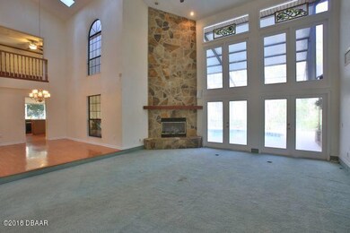 Livng Room