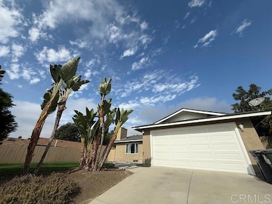 1042 Nita Ln, Vista, CA 92083 - photo 3