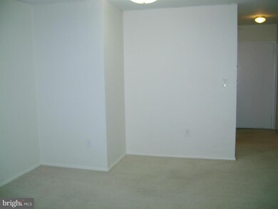 Letterman House unit 512, Washington, DC 20006 - photo 4