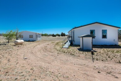 25139 N Patricia Rd, Paulden, AZ 86334 - photo 3