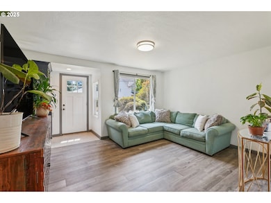 13943 SE Lincoln St unit A, Portland, OR 97233 - photo 7