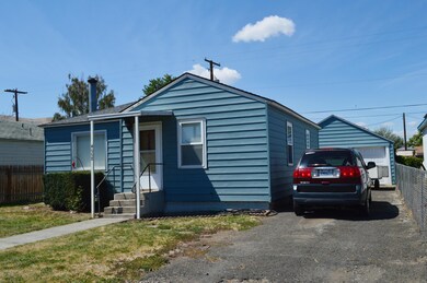 Front of Home and Garage