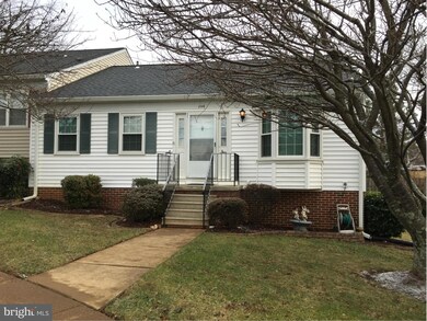 246 Fairfield Dr, Warrenton, VA 20186 - photo 2