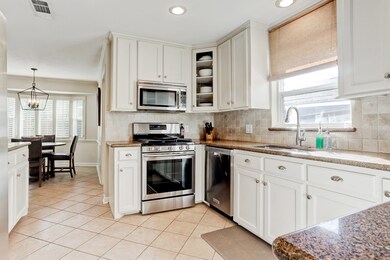 10015 Ella Lee Ln, Houston, TX 77042 - photo 2