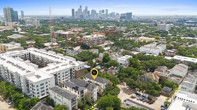 1304 Castle Ct unit A, Houston, TX 77006 - photo 2