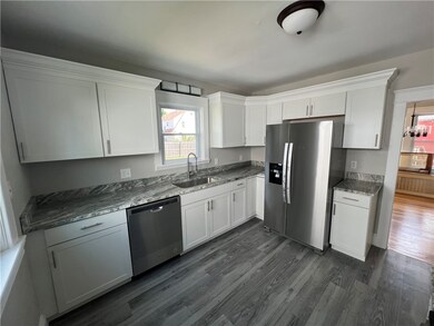 34 Friendly Rd, Cranston, RI 02910 - photo 7