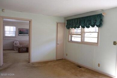 3-living room 8