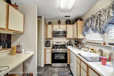 Kitchen 3