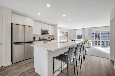 442 Lakeshore Ct, St. Charles, IL 60174 - photo 3