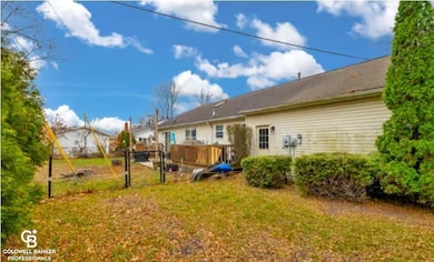 2215 Hancock St, Port Huron, MI 48060 - photo 5