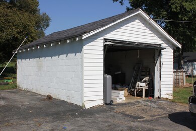 1 Car Detached Garage
