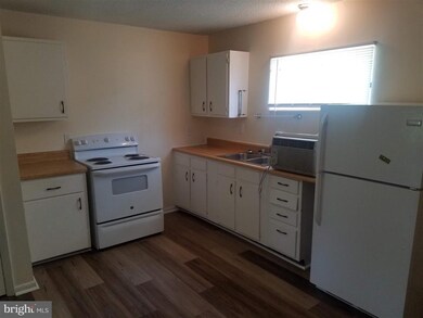 111 Perth Way unit 3, Shepherdstown, WV 25443 - photo 6