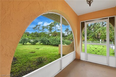 Spacious Screened Front Entry