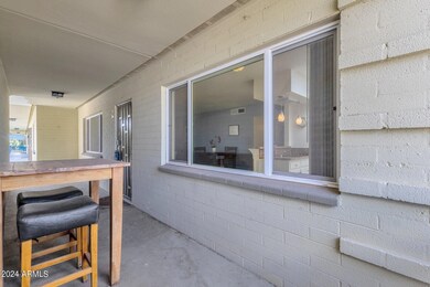 7-web-or-mls-6906-e-4th-st-10
