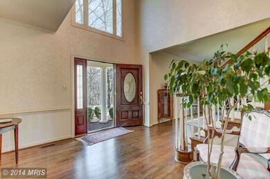 12405 Macao Ct, Herndon, VA 20171 - photo 4