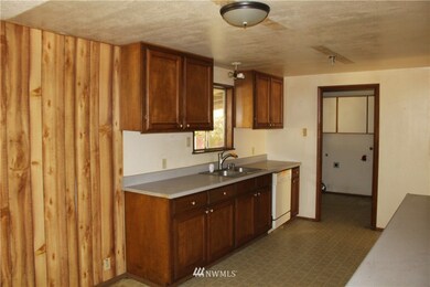 21411 Jansky Rd E, Graham, WA 98338 - photo 7