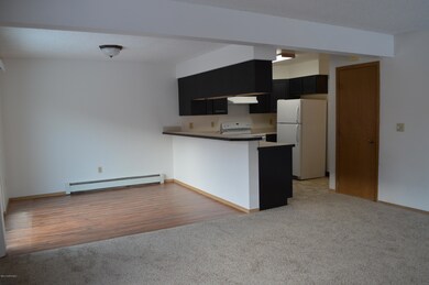 Kitchen/Breakfast Bar #1