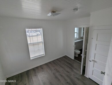 409 E Oak St, Winslow, AZ 86047 - photo 5