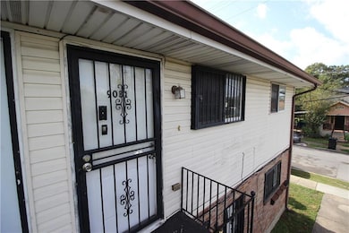 9031 Palm St, New Orleans, LA 70118 - photo 2