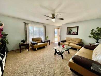 1708 Arbutus St, Janesville, WI 53546 - photo 4