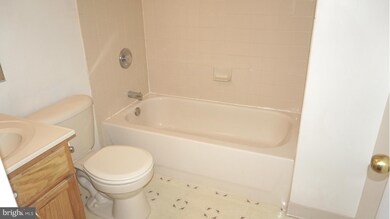 804 Maple Ave, Laurel, MD 20707 - photo 6