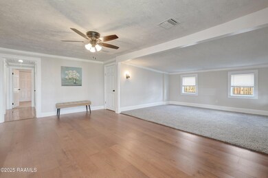 110 W Evergreen St Lafayette-4