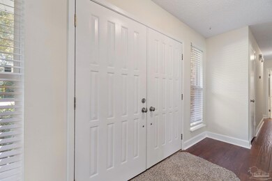 2450 Inda Ave, Pensacola, FL 32526 - photo 6