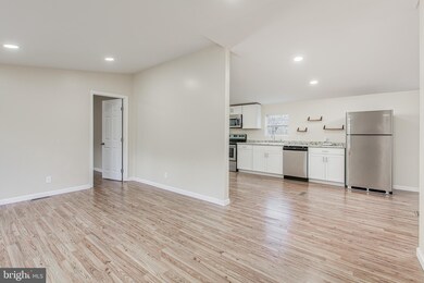 12829 Lanes Run Rd, Big Pool, MD 21711 - photo 4